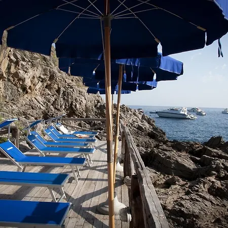 Olga's Relais Aparthotel 4*