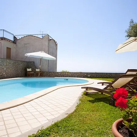 Aparthotel Olga's Relais 4*